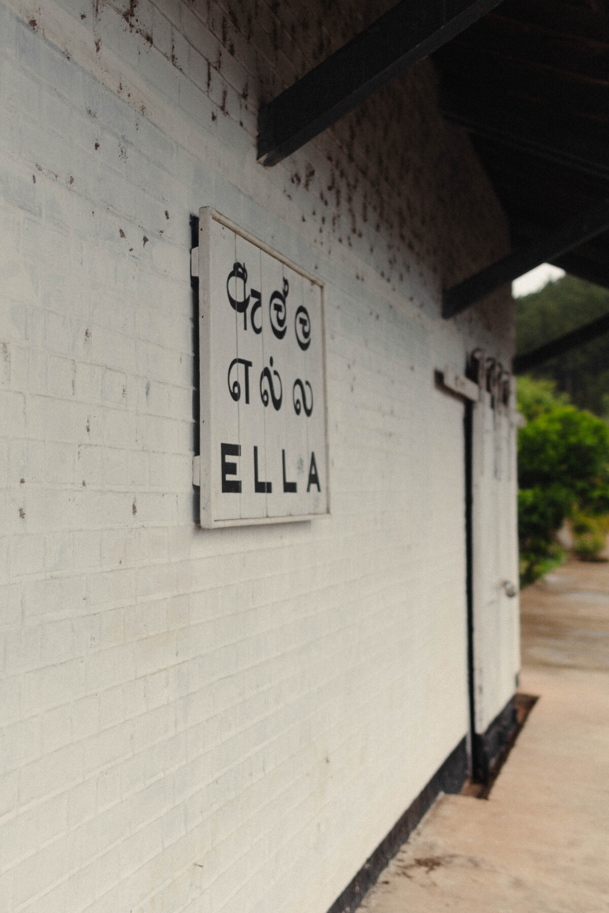 Ella train station. Photo by Victoria Garcia Martinez & Emanuele Vignoli ( @victo_somewhere & @ema_outsider )